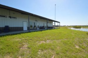 A side view of the main building at Hardy's Landing RV Parks College Station and RV Park Bryan Texas.